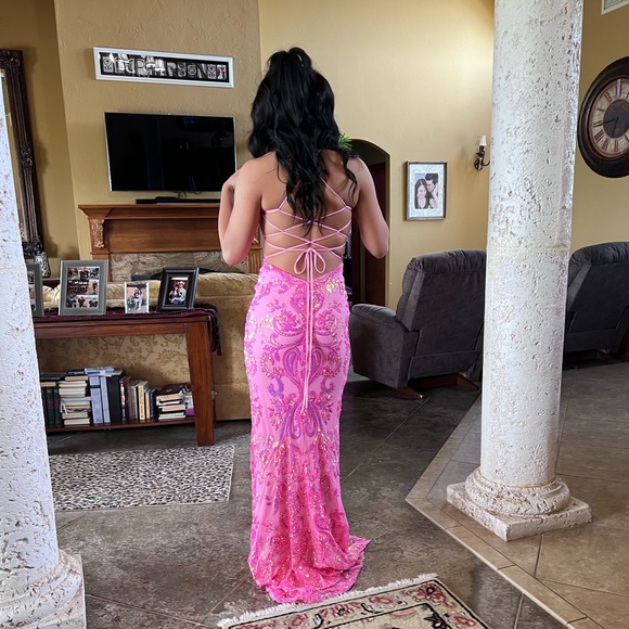 La Femme neon pink size 4 prom dress worn once - Picture 2 of 5